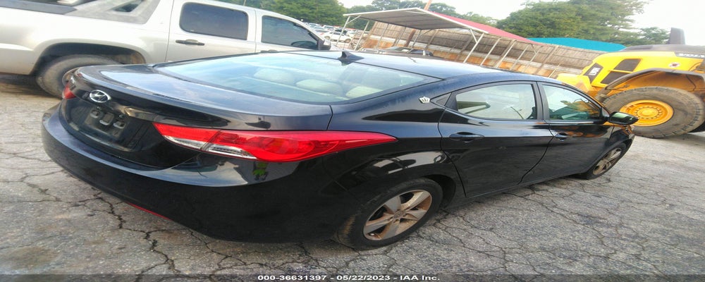 KMHDH4AE3BU085936 2011 HYUNDAI ELANTRA photo no. 4