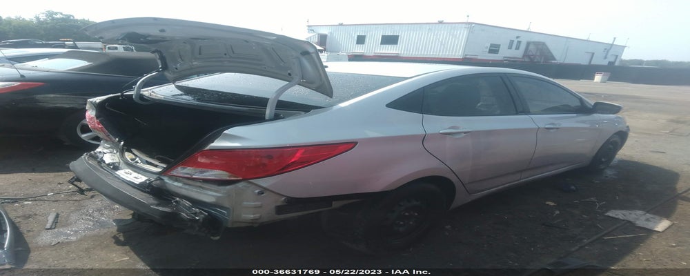 KMHCT4AE2GU002174 2016 HYUNDAI ACCENT photo no. 4