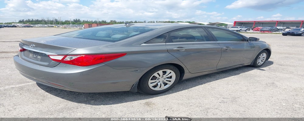 5NPEB4AC3CH500158 2012 HYUNDAI SONATA photo no. 4