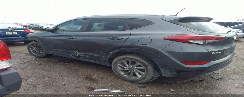 KM8J33A49GU181709 2016 HYUNDAI TUCSON photo no. 3