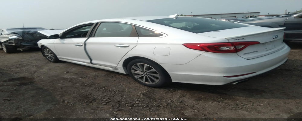 5NPE34AF3FH051981 2015 HYUNDAI SONATA photo no. 3