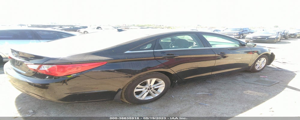 5NPEB4AC5DH639211 2013 HYUNDAI SONATA photo no. 4