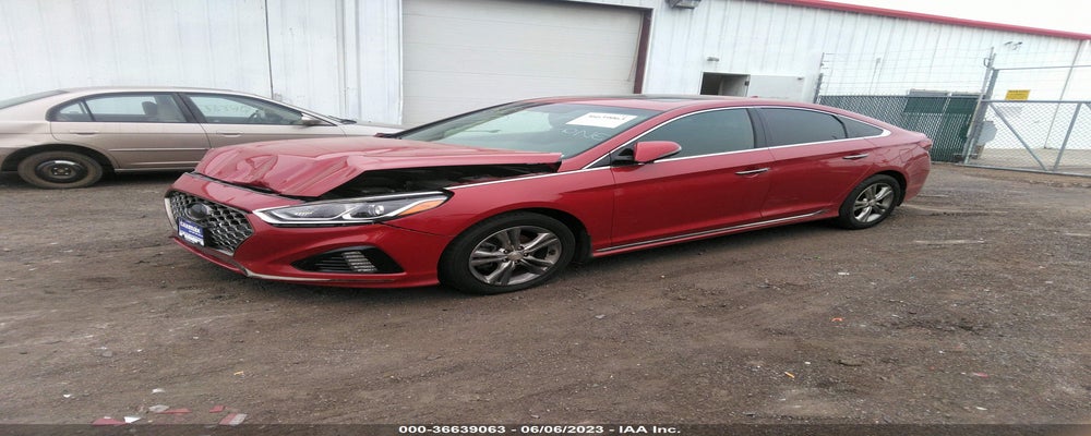 5NPE34AF1JH715963 2018 HYUNDAI SONATA photo no. 2