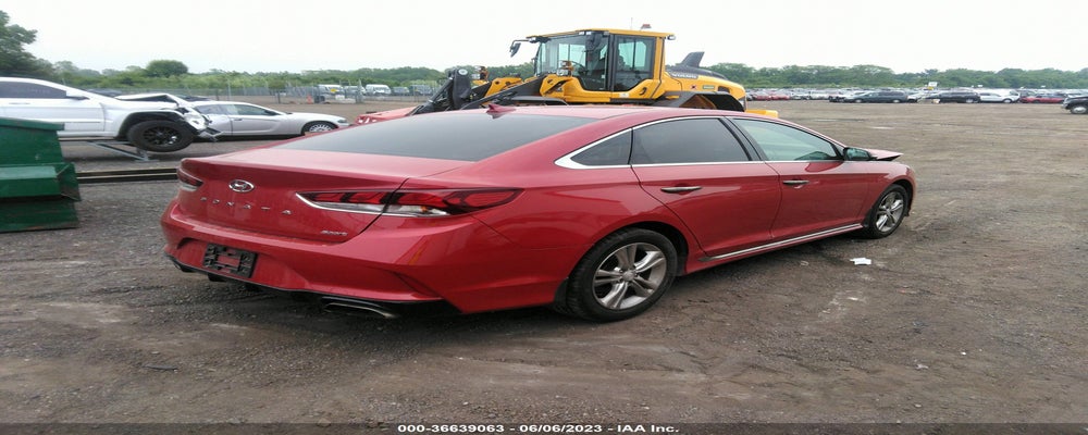 5NPE34AF1JH715963 2018 HYUNDAI SONATA photo no. 4