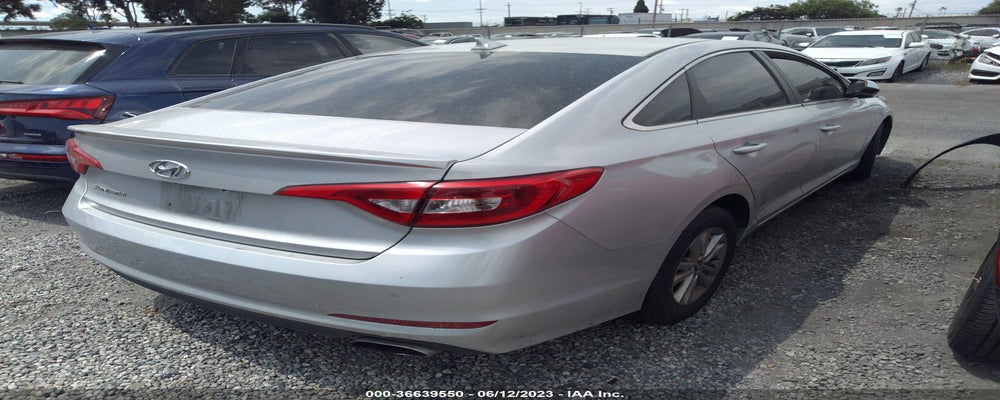 5NPE24AF5HH442944 2017 HYUNDAI SONATA photo no. 4