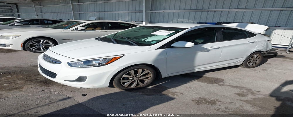 KMHCT4AE9HU330841 2017 HYUNDAI ACCENT photo no. 2
