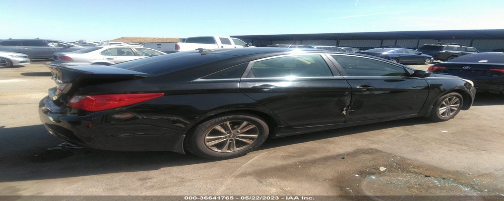 5NPEB4AC4DH767133 2013 HYUNDAI SONATA photo no. 4