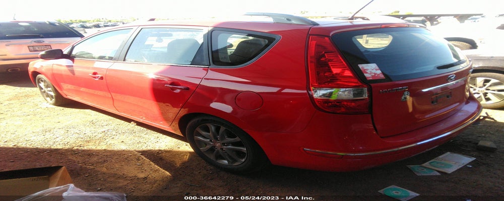 KMHDC8AE3CU130011 2012 HYUNDAI ELANTRA TOURING photo no. 3