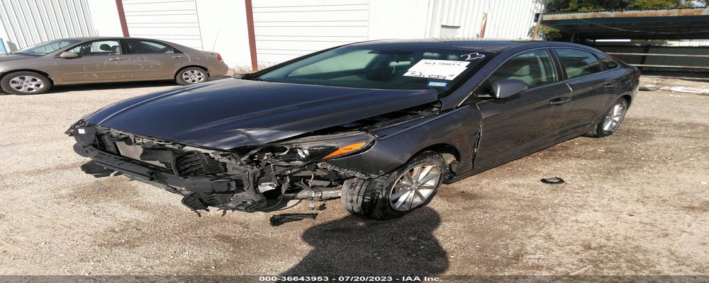 5NPE24AA5JH713401 2018 HYUNDAI SONATA photo no. 2