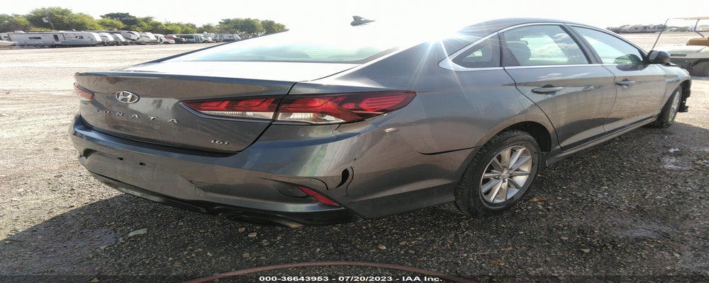 5NPE24AA5JH713401 2018 HYUNDAI SONATA photo no. 4