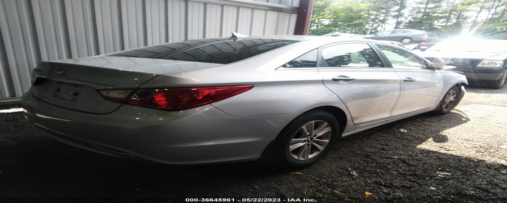 5NPEB4AC4DH735542 2013 HYUNDAI SONATA photo no. 4