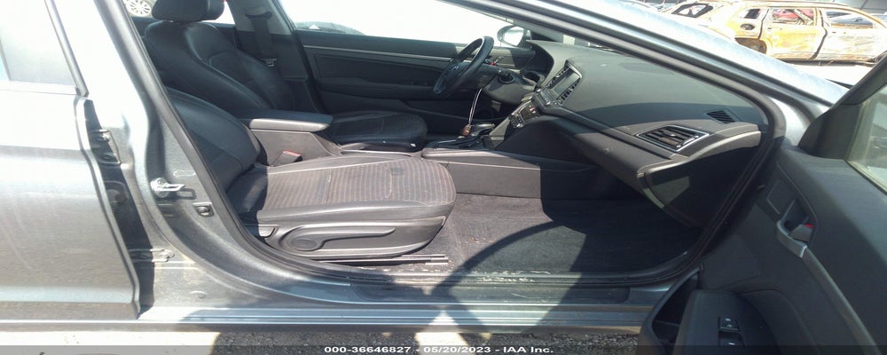 KMHD84LF9HU285119 2017 HYUNDAI ELANTRA photo no. 5