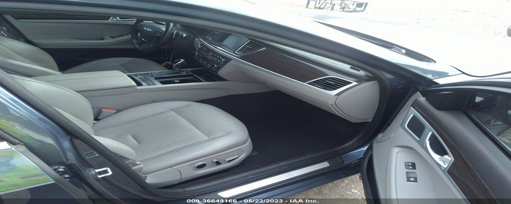 KMHGN4JE1FU037864 2015 HYUNDAI GENESIS photo no. 5