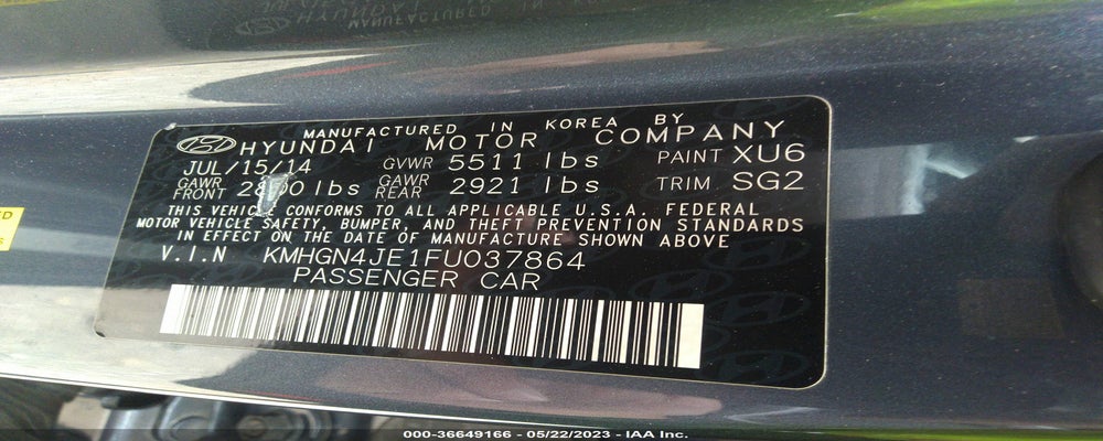 KMHGN4JE1FU037864 2015 HYUNDAI GENESIS photo no. 9