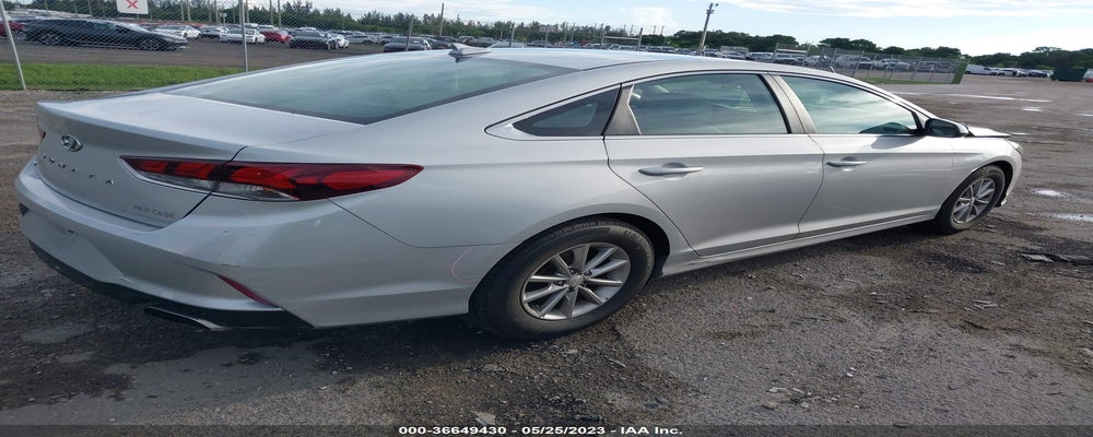 5NPE24AFXJH612897 2018 HYUNDAI SONATA photo no. 4