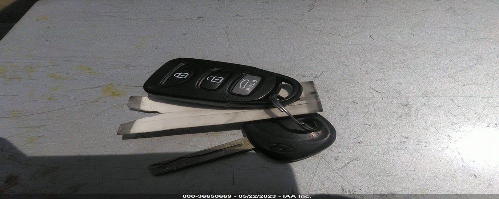 5NPEB4AC8BH203658 2011 HYUNDAI SONATA photo no. 11