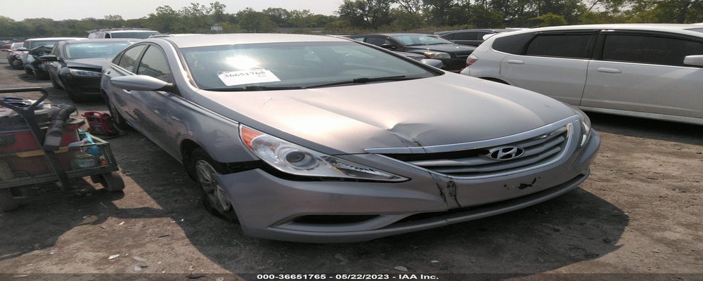 5NPEB4AC2BH180183 2011 HYUNDAI SONATA photo no. 12