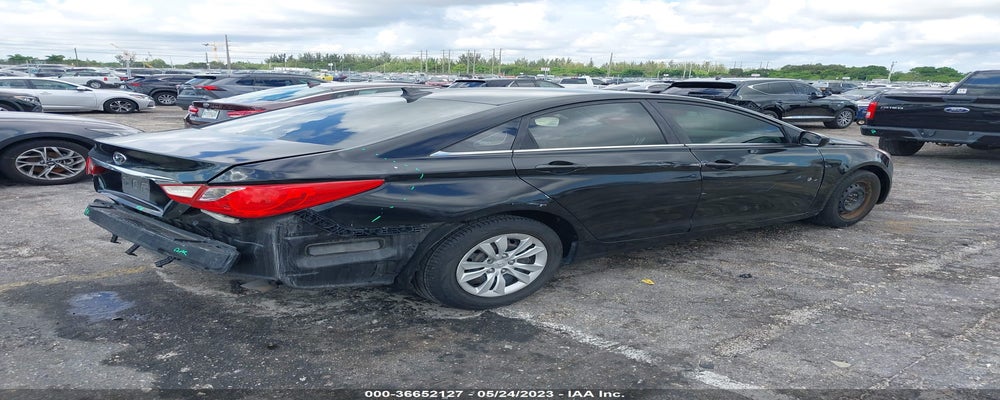 5NPEB4AC8BH306501 2011 HYUNDAI SONATA photo no. 4