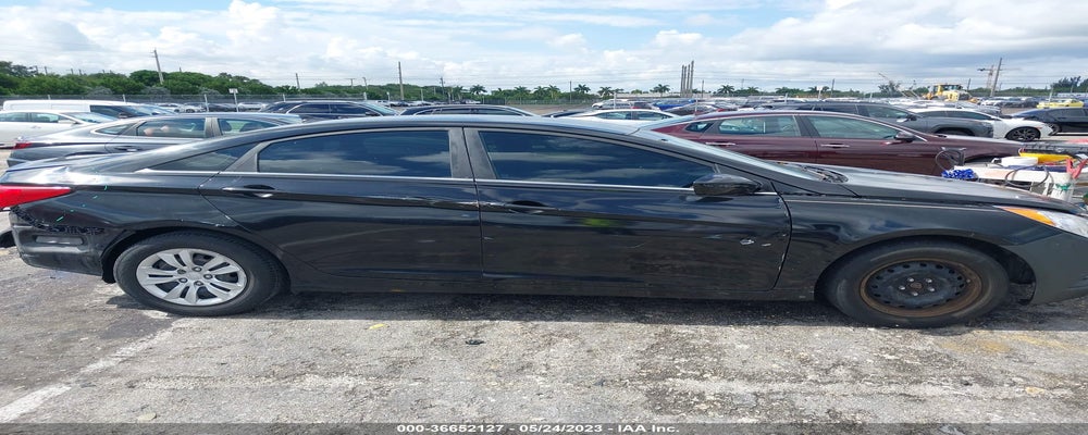 5NPEB4AC8BH306501 2011 HYUNDAI SONATA photo no. 6