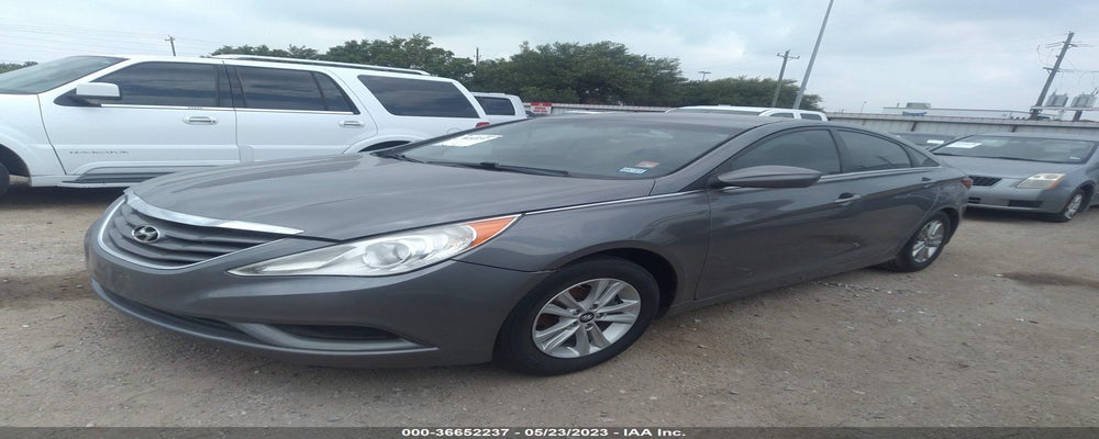 5NPEB4AC8BH290171 2011 HYUNDAI SONATA photo no. 2