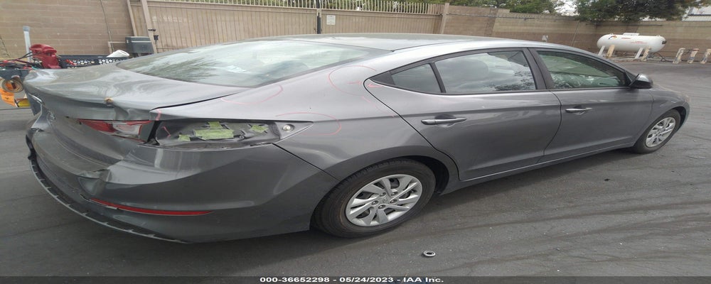 5NPD74LFXJH275156 2018 HYUNDAI ELANTRA photo no. 4