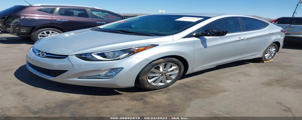 5NPDH4AE6FH588574 2015 HYUNDAI ELANTRA photo no. 2