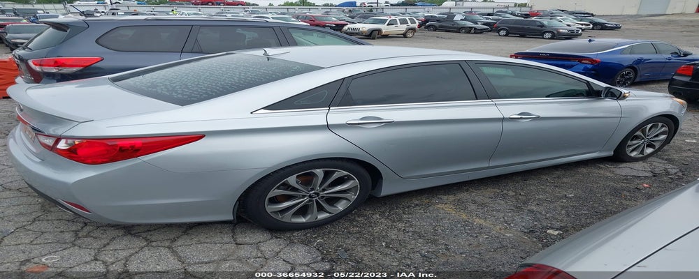 5NPEC4AC5EH813924 2014 HYUNDAI SONATA photo no. 4