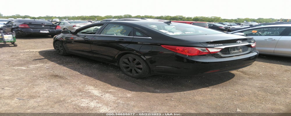5NPEB4AC5BH198547 2011 HYUNDAI SONATA photo no. 3
