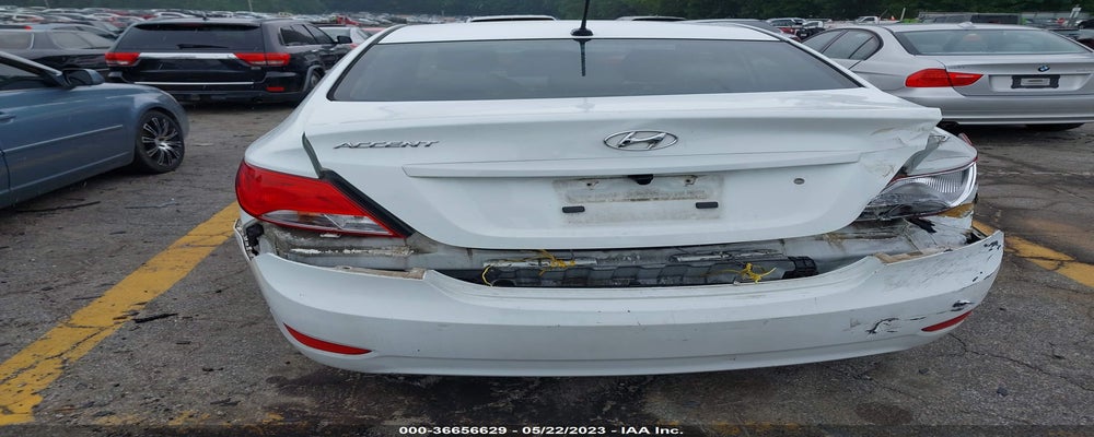 KMHCU4AE5FU923042 2015 HYUNDAI ACCENT photo no. 6