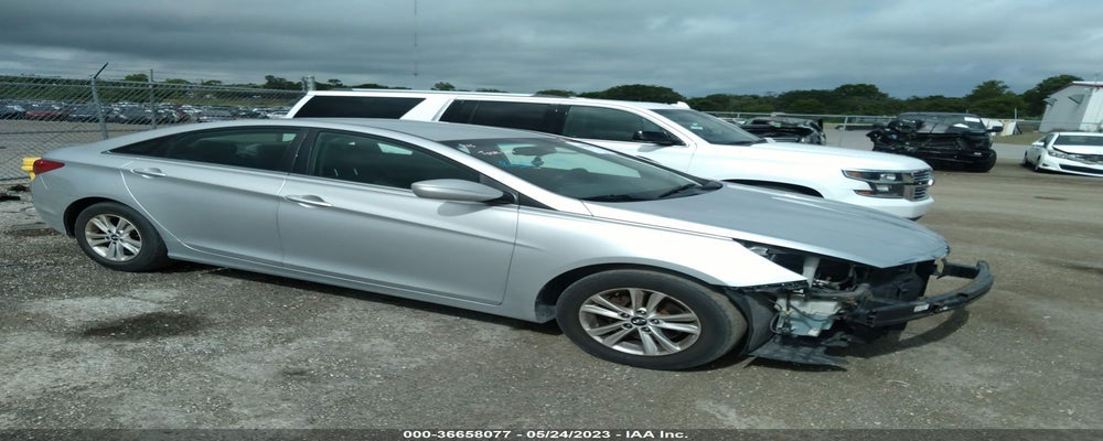 5NPEB4AC0DH697405 2013 HYUNDAI SONATA photo no. 1