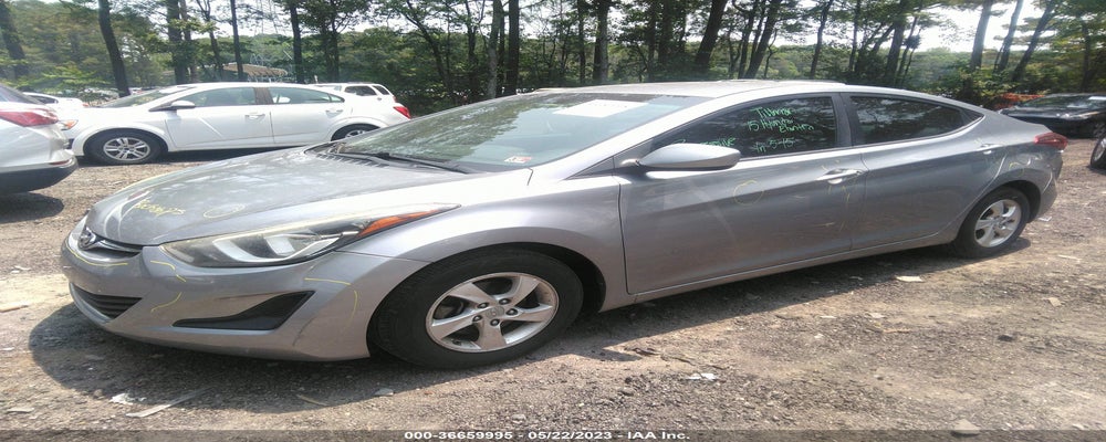 5NPDH4AE7FH558791 2015 HYUNDAI ELANTRA photo no. 2