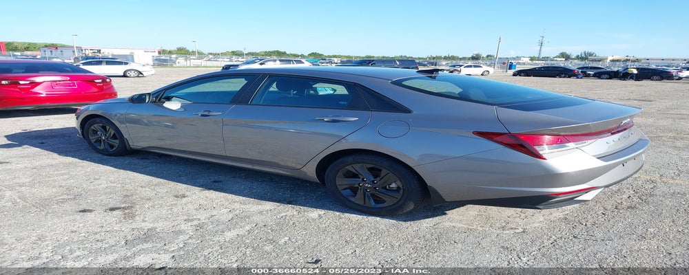 KMHLM4AG2PU405926 2023 HYUNDAI ELANTRA photo no. 3