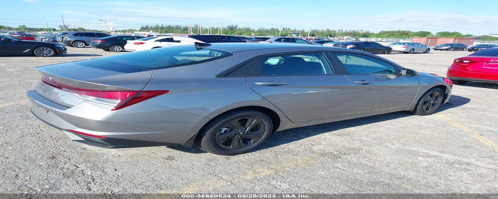 KMHLM4AG2PU405926 2023 HYUNDAI ELANTRA photo no. 4