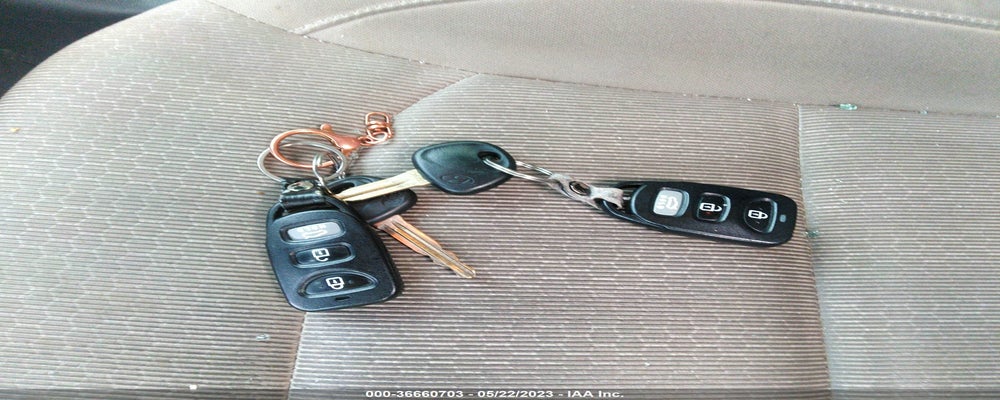 KMHD74LF7HU124755 2017 HYUNDAI ELANTRA photo no. 11