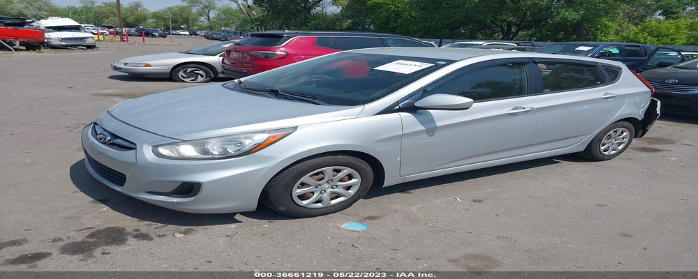 KMHCT5AE4DU108403 2013 HYUNDAI ACCENT photo no. 2