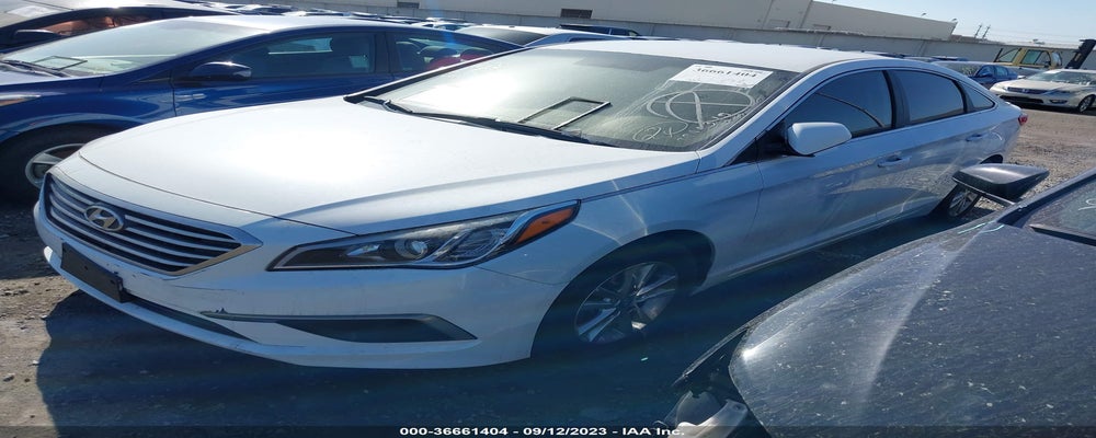 5NPE24AF7HH564916 2017 HYUNDAI SONATA photo no. 2