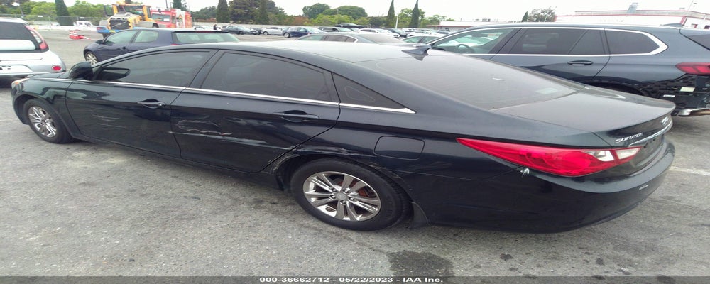 5NPEB4AC9BH182433 2011 HYUNDAI SONATA photo no. 3