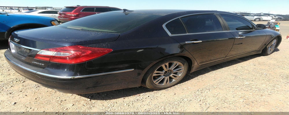 KMHGC4DD6CU194522 2012 HYUNDAI GENESIS photo no. 4