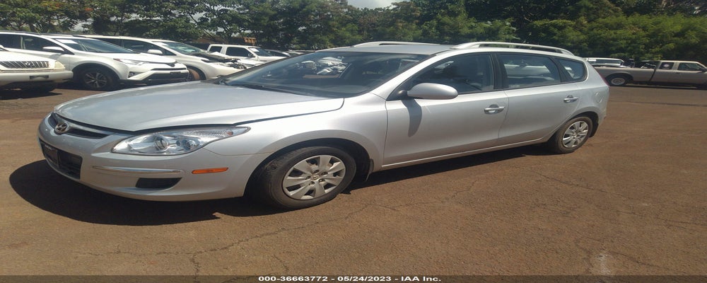 KMHDC8AE5BU086950 2011 HYUNDAI ELANTRA TOURING photo no. 2