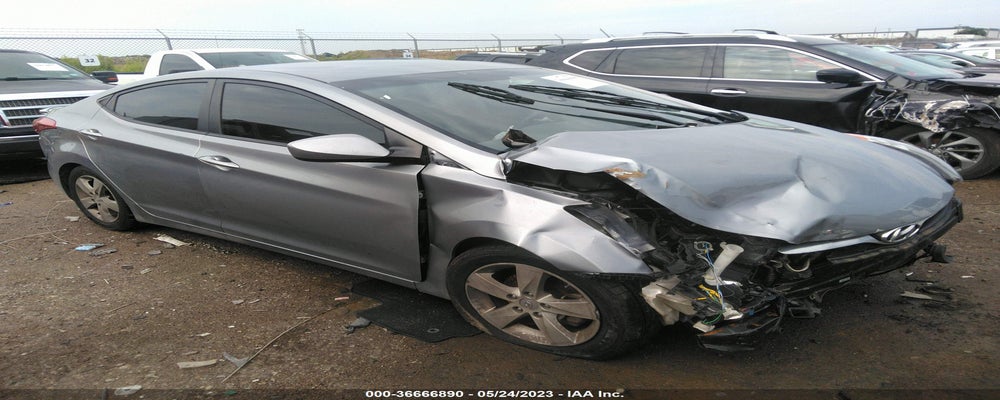 KMHDH4AE8DU918133 2013 HYUNDAI ELANTRA photo no. 3