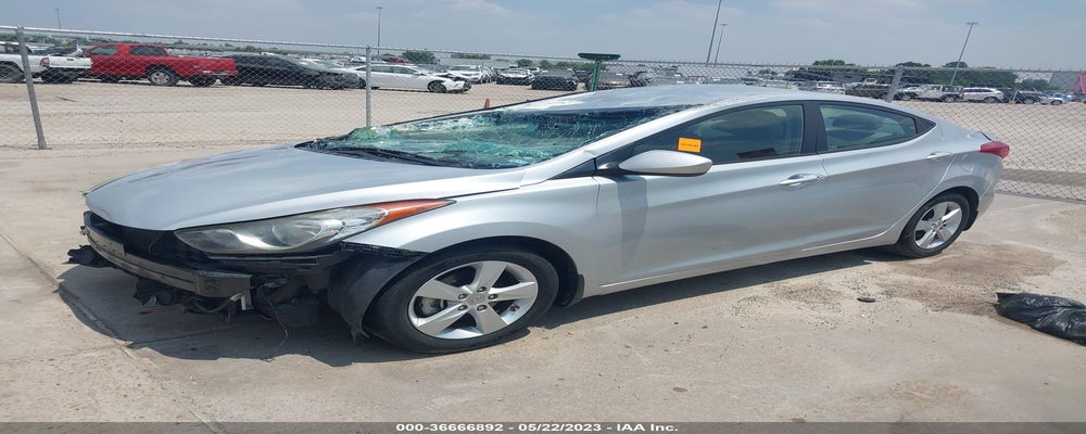 5NPDH4AEXDH392148 2013 HYUNDAI ELANTRA photo no. 2
