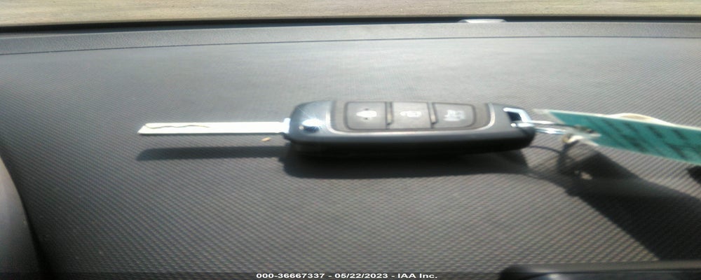 KMHRB8A3XPU212931 2023 HYUNDAI VENUE photo no. 11