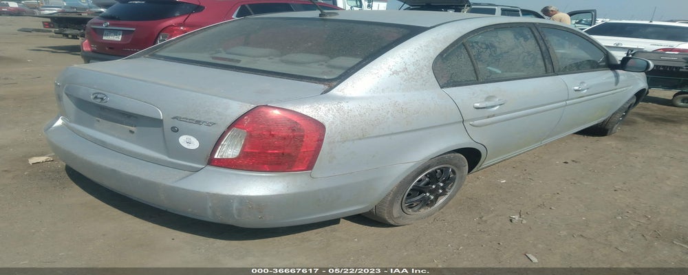 KMHCN4AC4BU611901 2011 HYUNDAI ACCENT photo no. 4