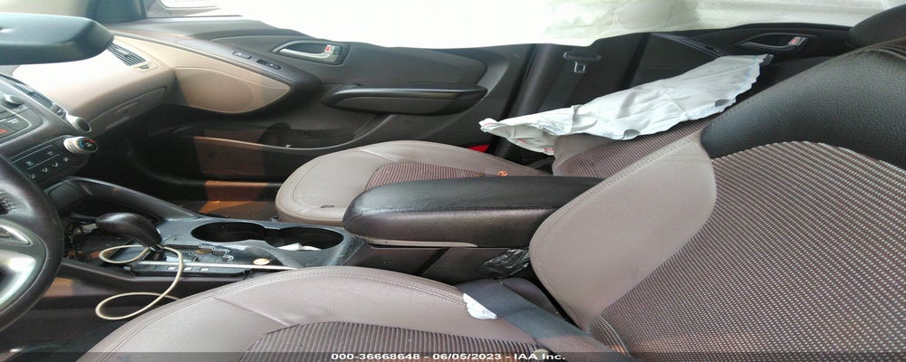 KM8JU3AC6BU285104 2011 HYUNDAI TUCSON photo no. 5