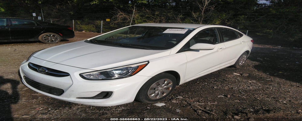 KMHCT4AE4FU933709 2015 HYUNDAI ACCENT photo no. 2