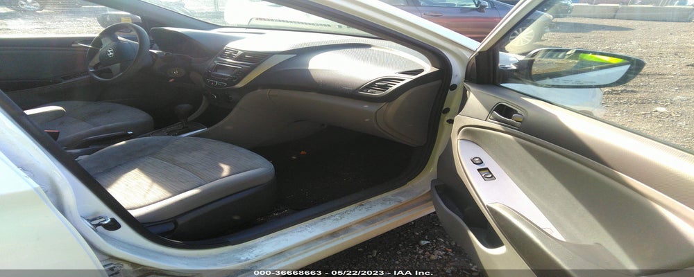 KMHCT4AE4FU933709 2015 HYUNDAI ACCENT photo no. 5