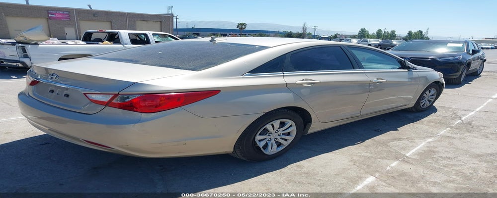 5NPEB4AC1CH320399 2012 HYUNDAI SONATA photo no. 4