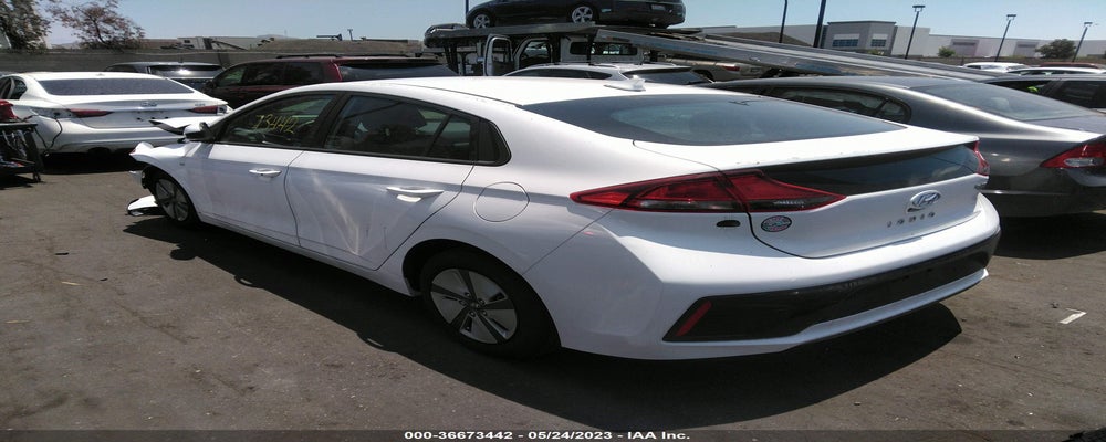 KMHC65LC2HU057248 2017 HYUNDAI IONIQ HYBRID photo no. 3