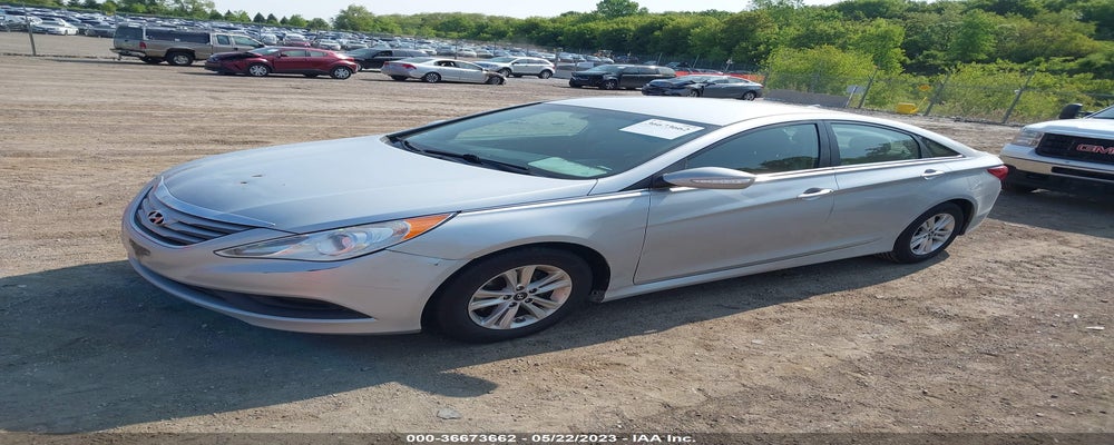 5NPEB4AC8EH888622 2014 HYUNDAI SONATA photo no. 2