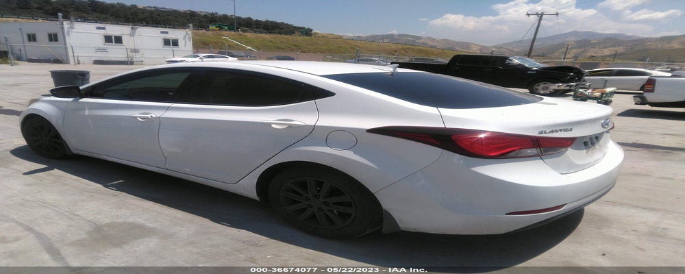 5NPDH4AE9FH622698 2015 HYUNDAI ELANTRA photo no. 3
